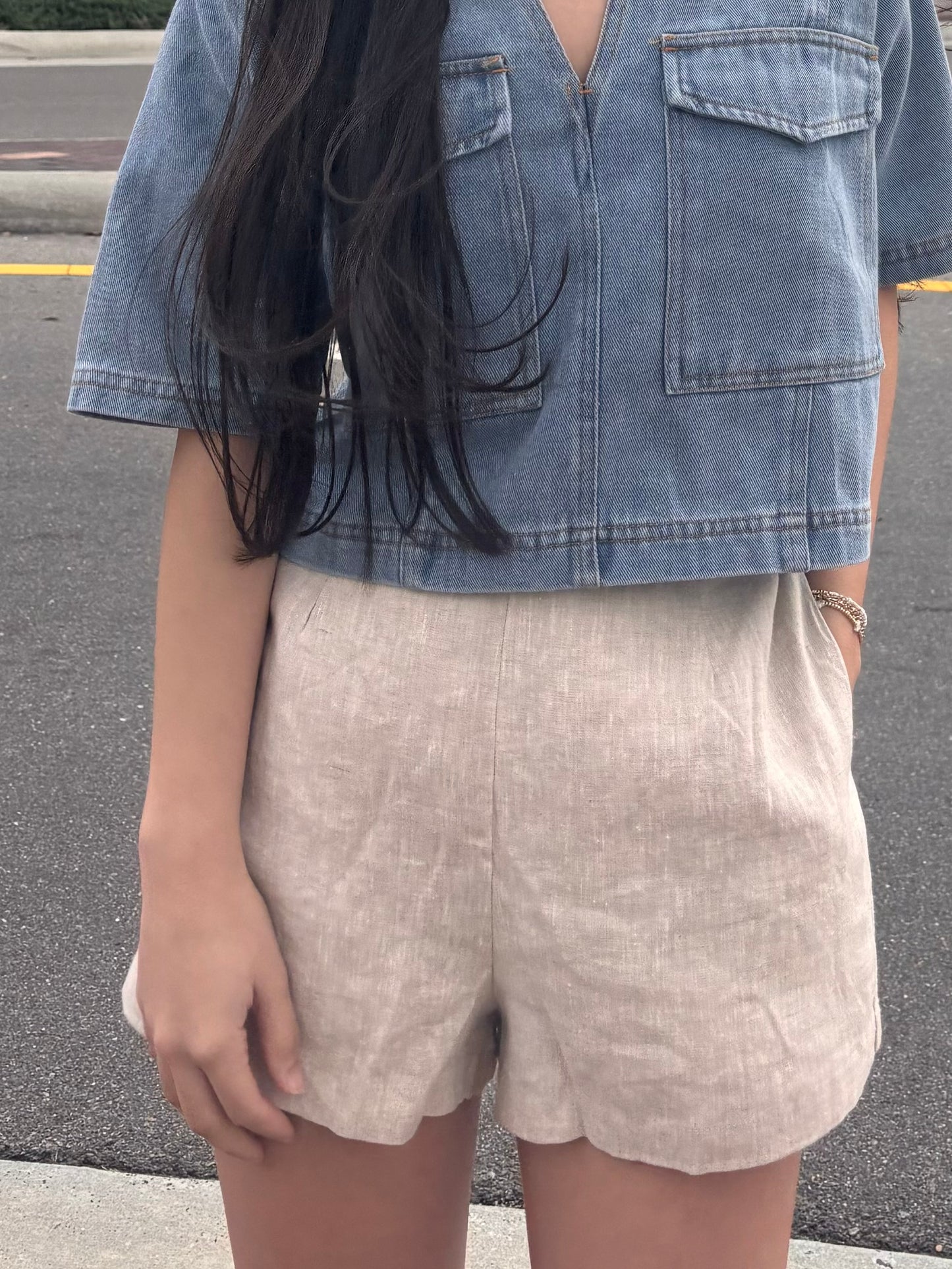 Lined in Linen Shorts