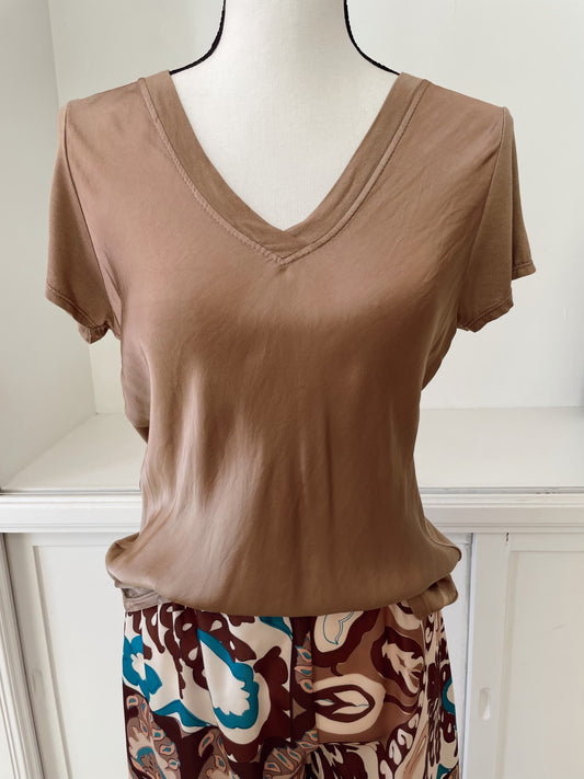 Silky Sands Top