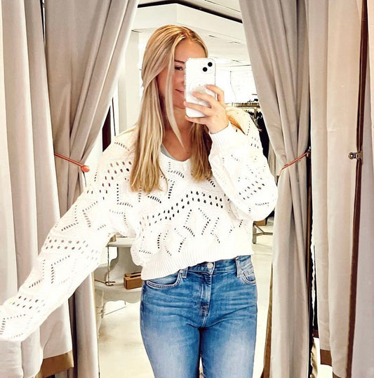 Relaxed & Have Fun Knitted Sweater
