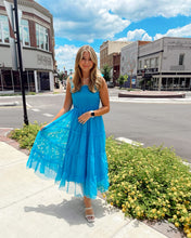 Load image into Gallery viewer, Hawaiin Blue Sleeveless Tulle Dress