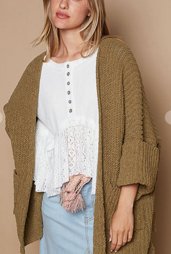 Cuddle Up Cardigan