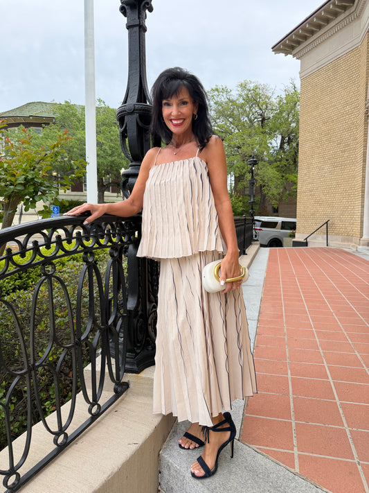 Light & Airy Pleated Top