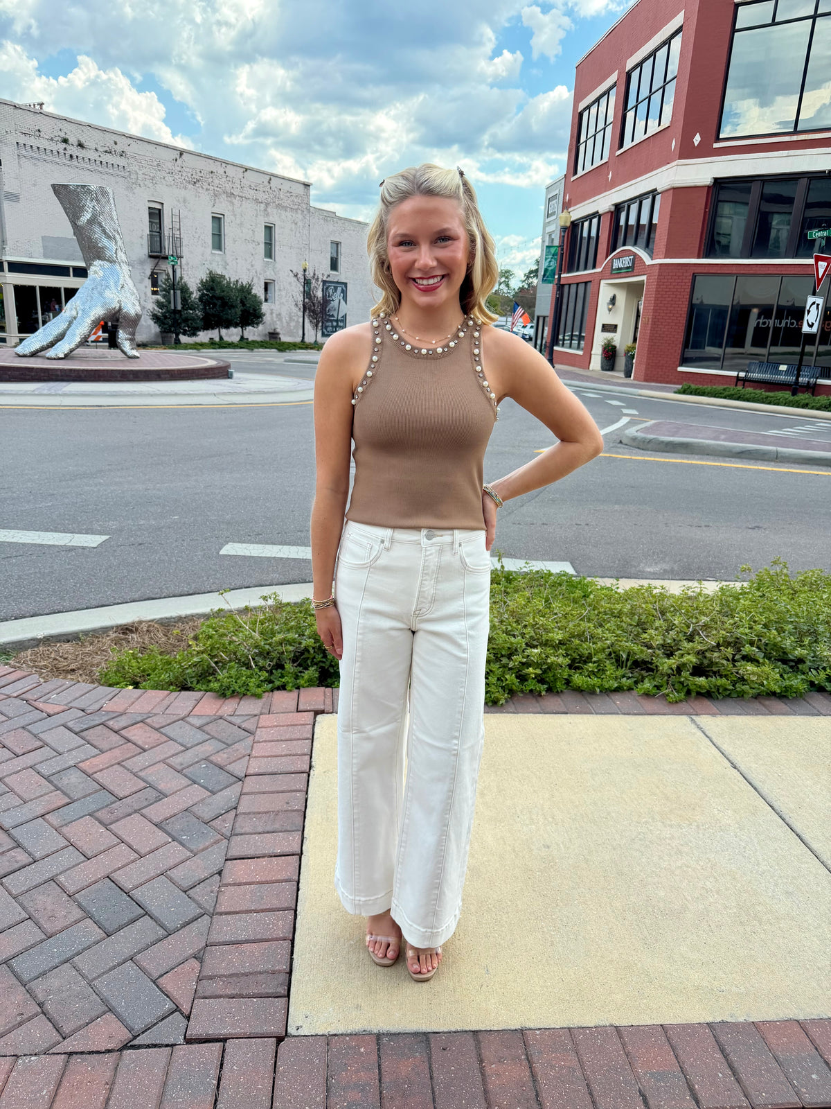 🤍 Ivory Line Crop Jeans