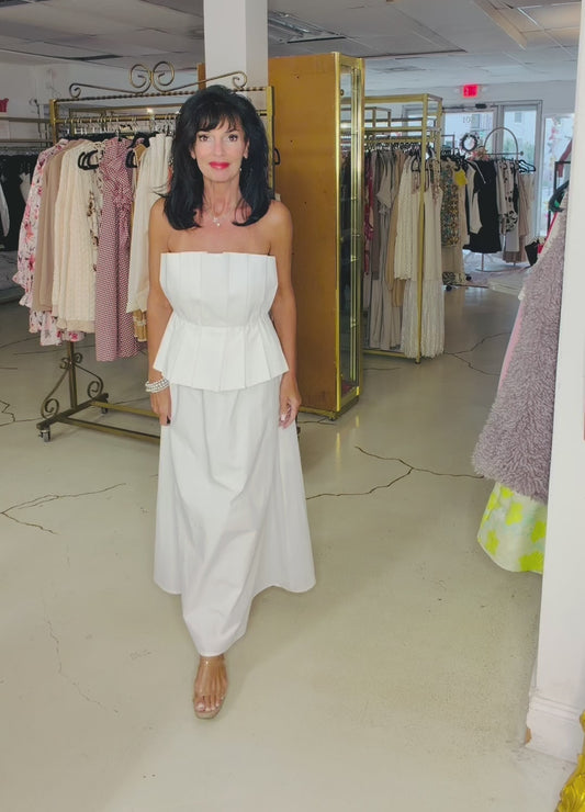Timeless Elegance Midi Dresd