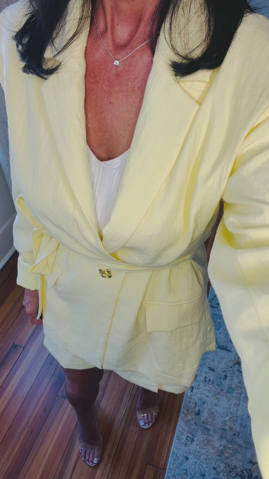 Buttercream Power Blazer