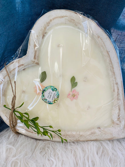 Hearts Are Flying Candle
